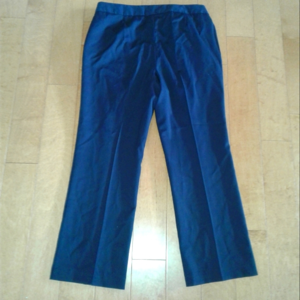 Talbots Women's Sz 10 Wool Blend Trouser dress Pants black gray Pinstriped